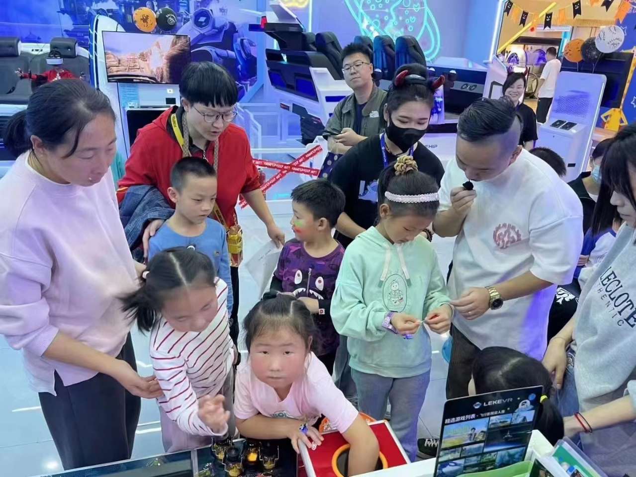 LEKEVR is the largest VR game center brand in China.