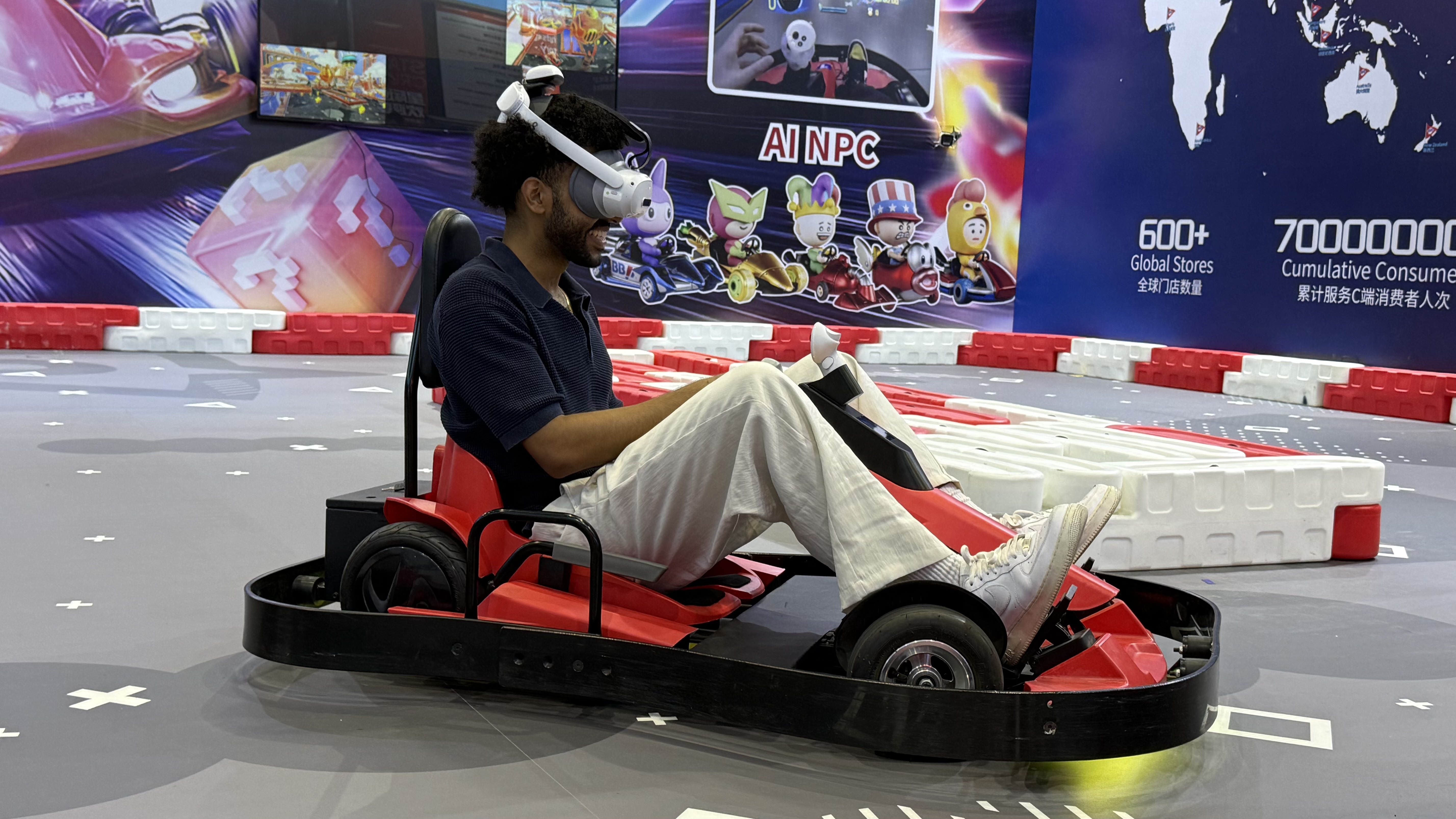 LEKE VR MR Go-Kart mixed reality racing simulator for commercial theme parks